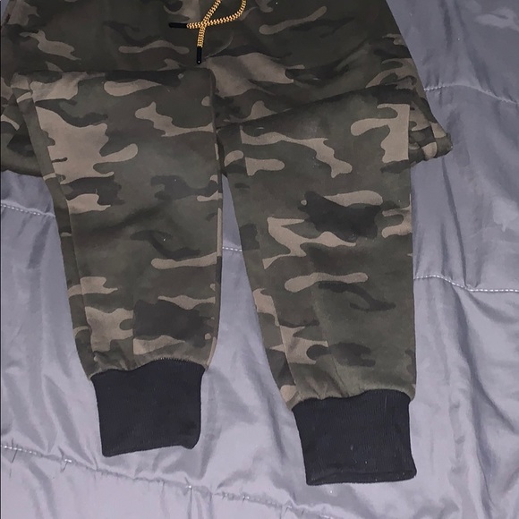CAMOUFLAGE SWEATPANTS CUFFED URBAN ID - Picture 2 of 4